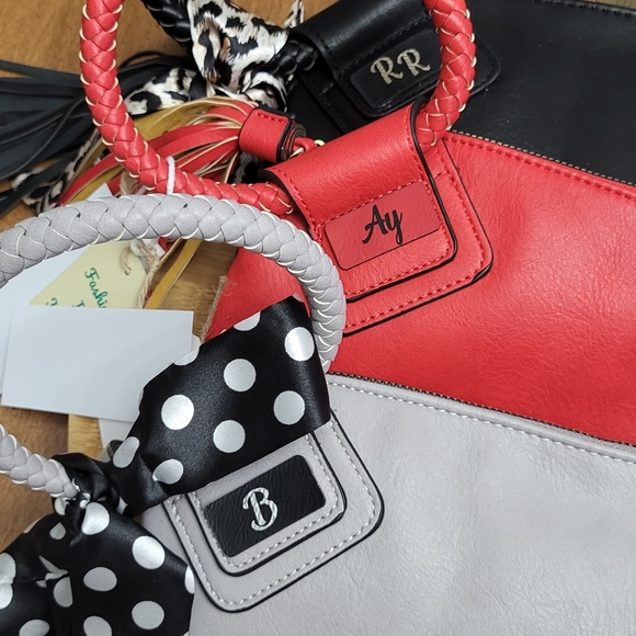 New  Vegan Clutch Handbag- Red - Picture 8 of 11